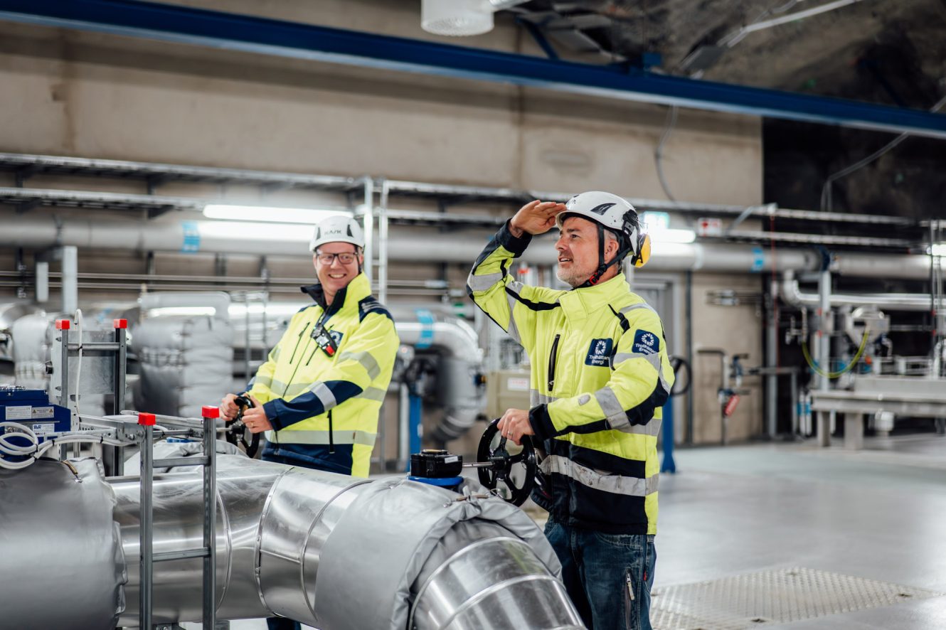 Erik Sjöberg och Per Rundahl i Bio 3 som nu är i full drift.