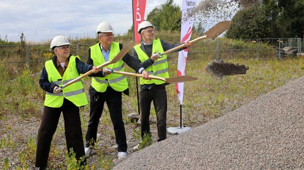 Första spadtaget till ny återvinningscentral 2026.